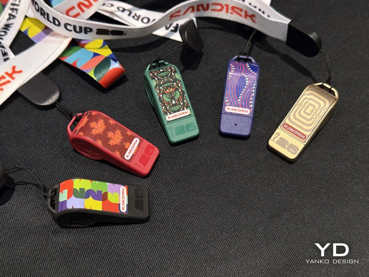 Flashdisk peluit SanDisk edisi tuan rumah dan universal Piala Dunia 2026