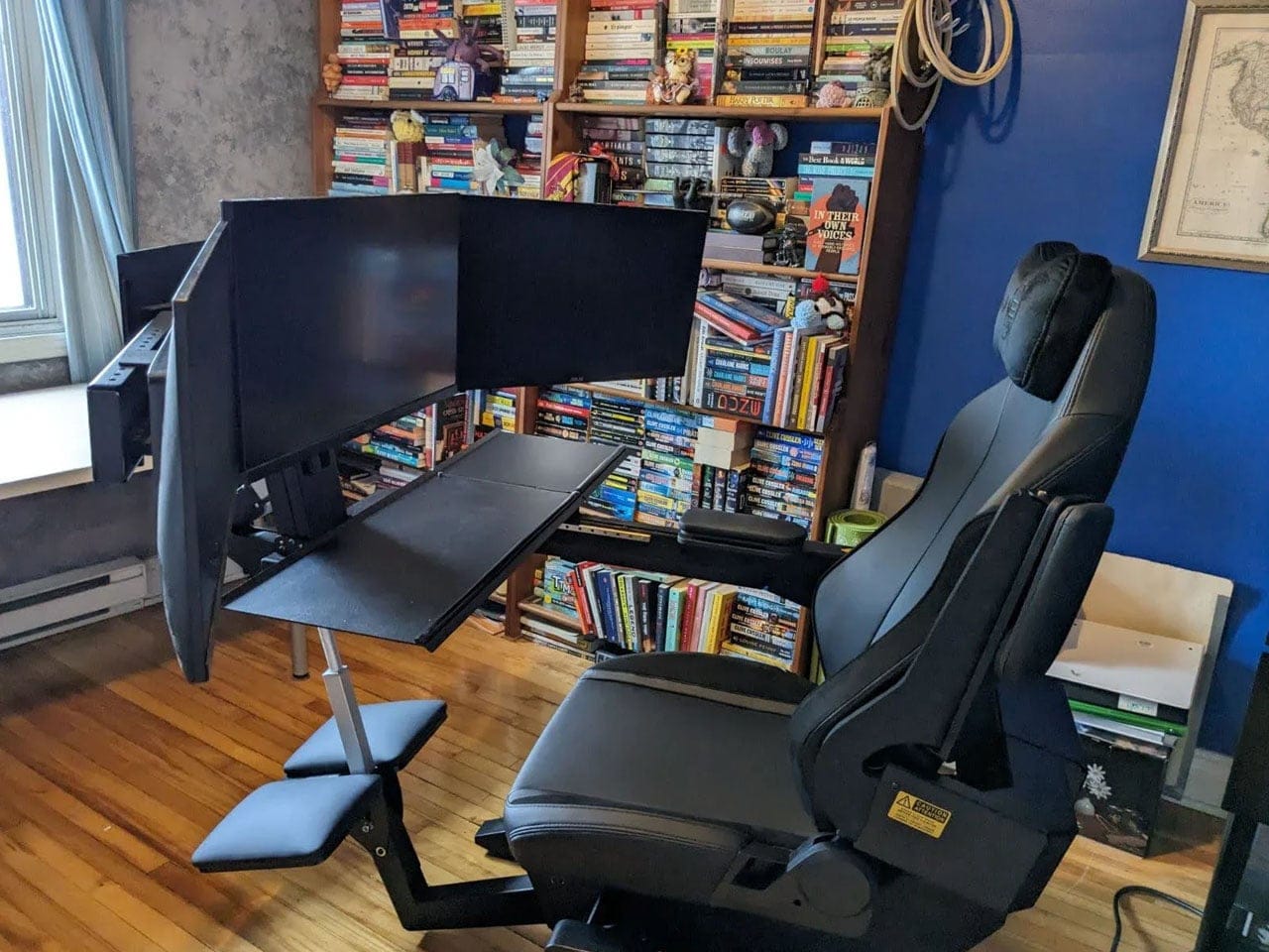 Stasiun kerja zero gravity Emperor S2 berwarna hitam karbon dari MWE Labs