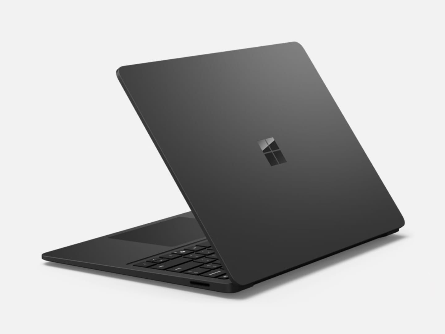 Tampak samping Microsoft Surface Laptop 8 13 inci yang menunjukkan ketebalan 17,5 mm